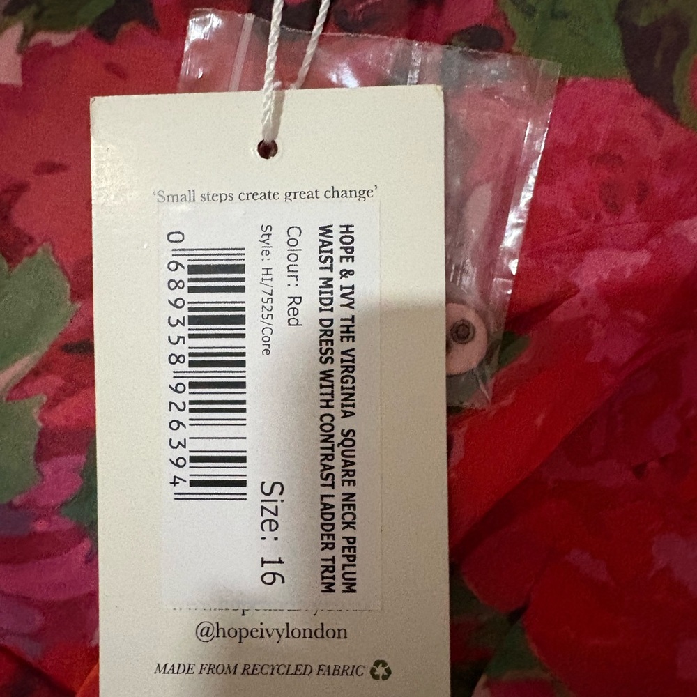 Floral Pink and Red Dress, peplum style. Perfect for soon to be bride
US size 12 - Picture 2 of 3